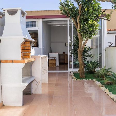 2 Bedroom House And Garden Lounge Синтра Экстерьер фото