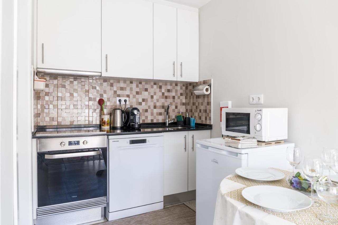 2 Bedroom House And Garden Lounge Синтра Экстерьер фото