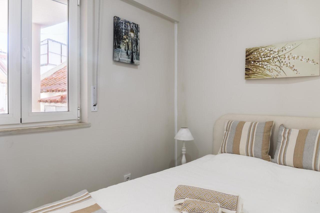 2 Bedroom House And Garden Lounge Синтра Экстерьер фото